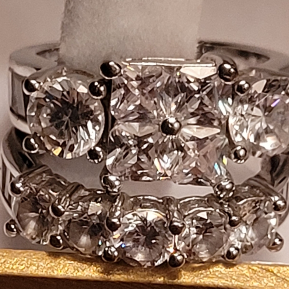 Sterling silver wedding ring set